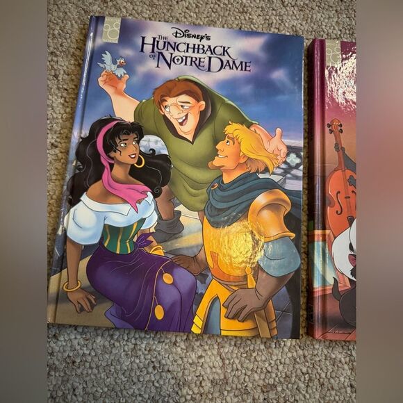 Set of 2 Disney books NWOT - Picture 3 of 5